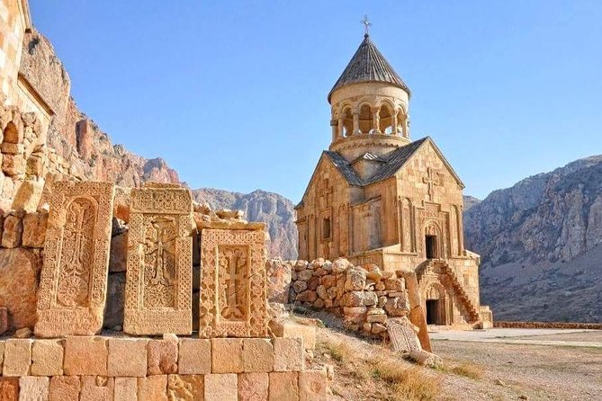 Private tour to Khor Virap, Noravank, ancient Birds-Cave, Hin Areni wine factory - Bird Cave (T’rchuneri): prehistoric finds tied to ritual wine