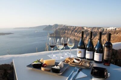 Private Wine Tour in 3 Wineries with 12 Wine Tastings and Tapas - Estate Argyros: Assyrtiko and Vinsanto with vineyard-and-cellar time