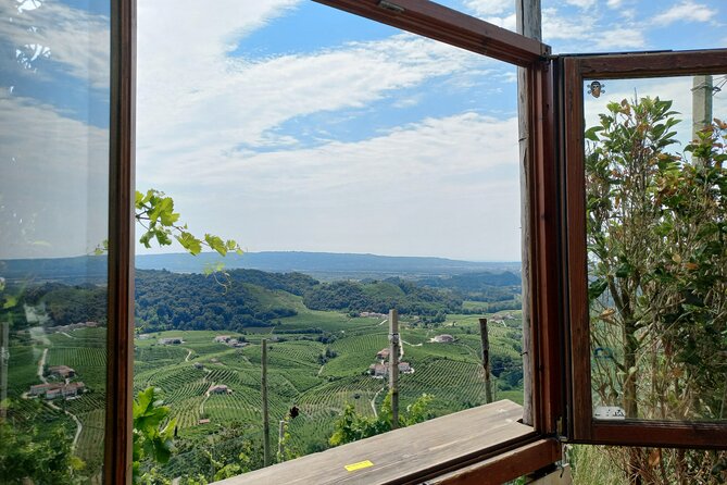 Prosecco Hills Day Trip from Venice & Treviso: 2 Wineries - Heading back to Treviso and Venice: end with the hills still in view
