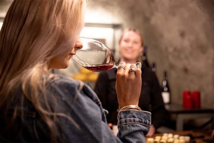 Queenstown, Arrowtown, Gibbston: Flexible Wine Hopper Tours - Key points before you go