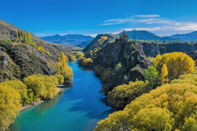 Queenstown Classic Wine Tour: 3 Winery Visits, Cave Tour & Cheese - The drive-by scenery: Kawarau Bridge and glacial-colored river views