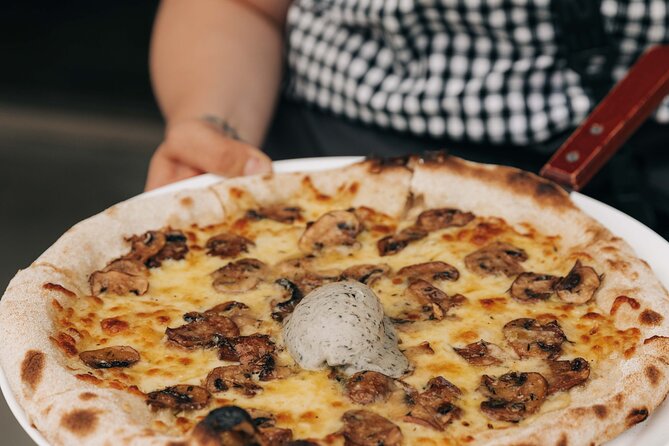 Queenstown Wine & Food Tour: Scenery, Tastings & Delicious Lunch! - Gibbston Valley’s Underground Cellar: The Stop That Sets the Tone