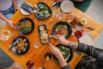 Queenstown: Wine & Food Tour, Scenic Tastings & Paired Lunch - Meeting Point and Getting Picked Up Without Stress
