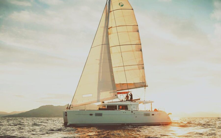 Rethymno: Sunset Catamaran Cruise - Sushi & Open Bar - Boarding at Rethymno Marina: what the first 15 minutes set up