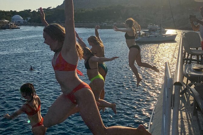 Rhodes Bay to Bay Swim Cruise-Greek Buffet w/wine included - Lunch Greek buffet + wine included: what you can plan around