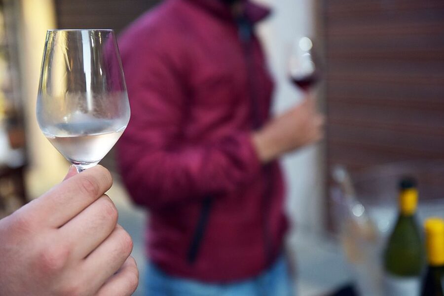 Rhodes: Private Wine Tasting Experience for Beginners - Key things that make this Rhodes wine tasting work