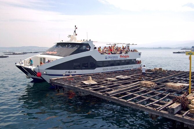 Rias Baixas Tour with Winery and Boat (optional) - Isla de la Toja: Capela das Cunchas and the shell-chapel wow factor