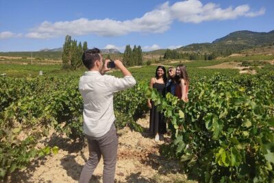 Rioja Wine Tour: 2 Wineries Visit with Tasting from San Sebastian - Getting there: the San Sebastián to Rioja reality check