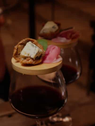 Romantic Wine Tasting Experience at Koccio Valletta - The 90-Minute Flow: How Your Evening Unfolds