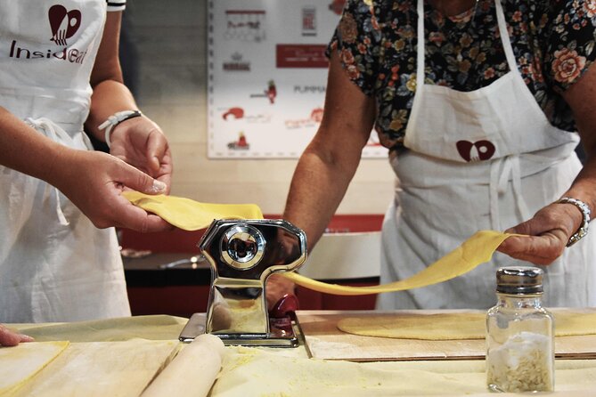 Rome Cooking Class: Fresh Pasta Two Ways & Tiramisu with wine - Arriving at Via Andrea Doria: what to expect from the setup