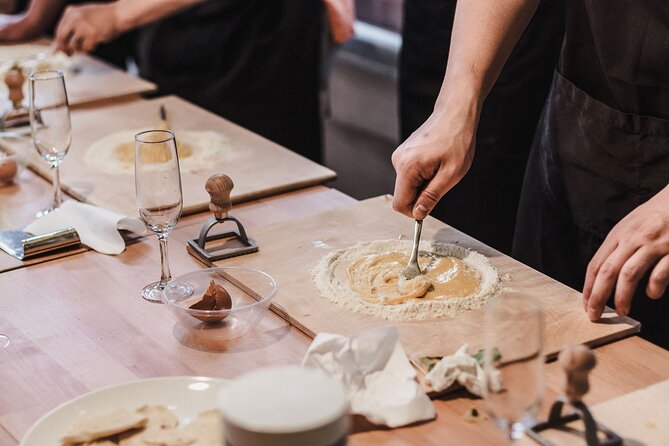 Rome Cooking Class: Make Pasta, Dine & Drink Wine With Local Chef - Inside the Kitchen: Small Group Size and Real Coaching