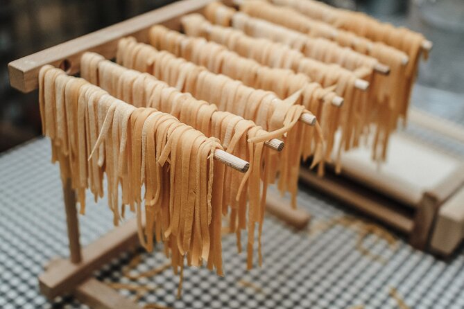Rome Cooking Class: Make Pasta, Dine & Drink Wine With Local Chef - Pizza Class Option: Your Alternate Hands-On Rome Plan
