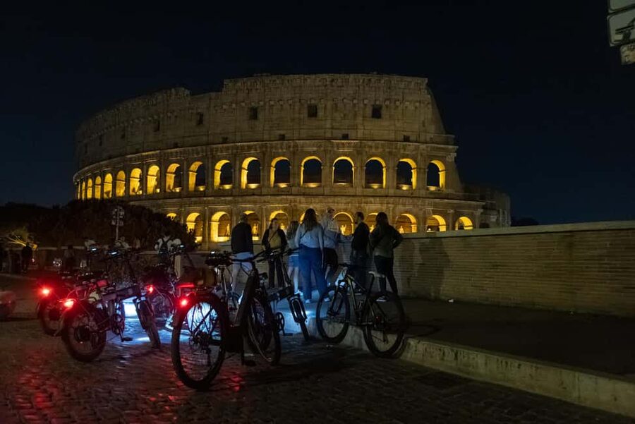 Rome: E-Bike Night Tour with Food and Wine Tasting - Why Rome by e-bike at night feels like a cheat code