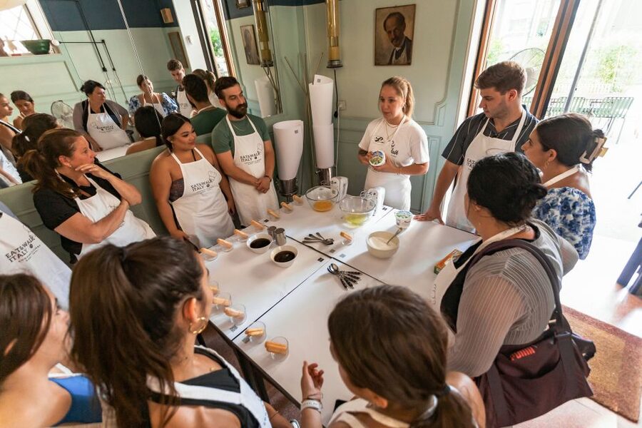 Rome: Fettuccine and Tiramisu Cooking Class with Wine - FAQ