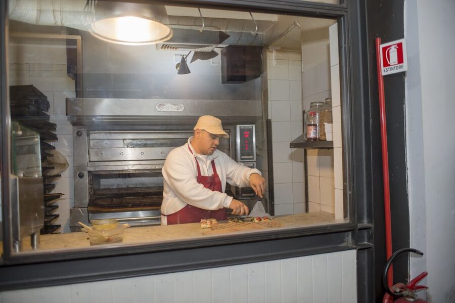 Rome: Food Tour and Wine Tasting in a Traditional Trattoria - A quick detour for pizza by the slice and why it’s more than fast food
