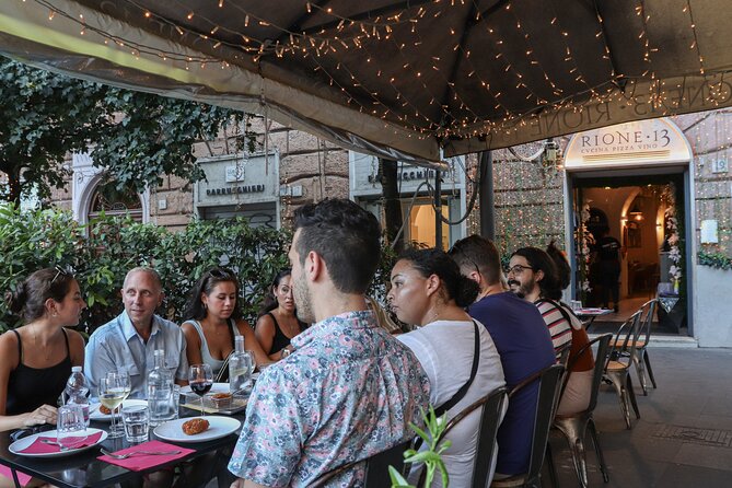 Rome Food Tour & Wine: Trastevere & Campo de' Fiori Like a Local - The 1.5 km walk across the Tiber: digestion with a view