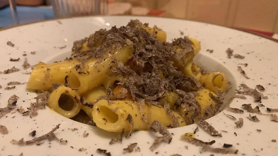 Rome: Food Tour with Unlimited Food and Barolo Wine - Pizzarium with Gabriele Bonci: Rome’s Number 1 Pizza Moment