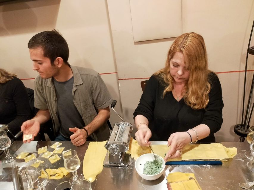 Rome: Fresh Pasta and Tiramisu Making Class with Fine Wine - Where You’ll Meet and How to Plan Around It