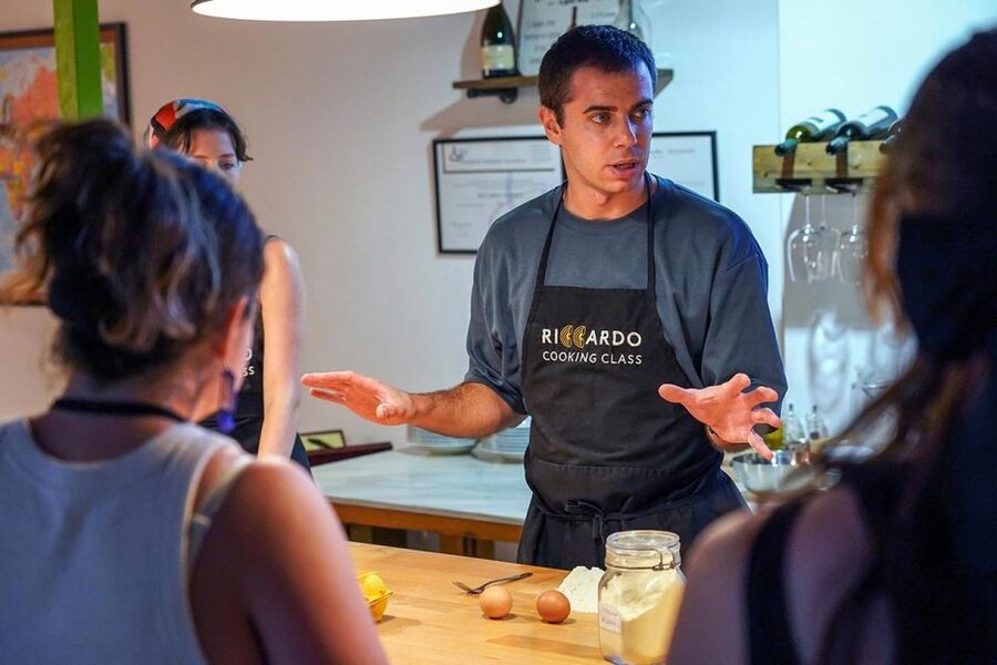 Rome: Fresh Pasta-Making Class with Italian Chef and Wine - Practical details that affect your experience