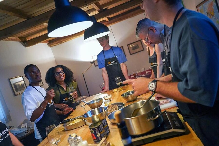 Rome: Fresh Pasta-Making Class with Italian Chef and Wine - Who this Rome pasta-making class is best for
