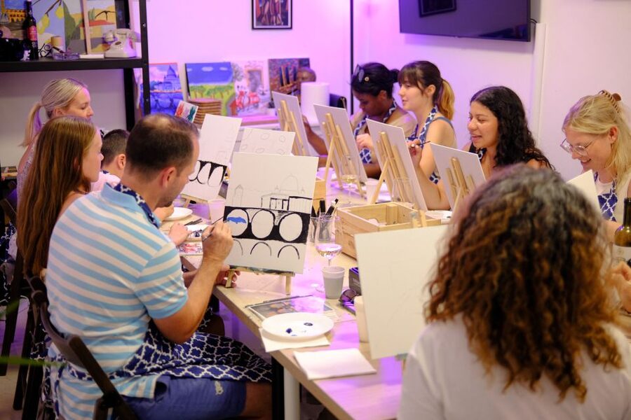Rome: Painting Class with Unlimited Wine - Who should book this class in Rome
