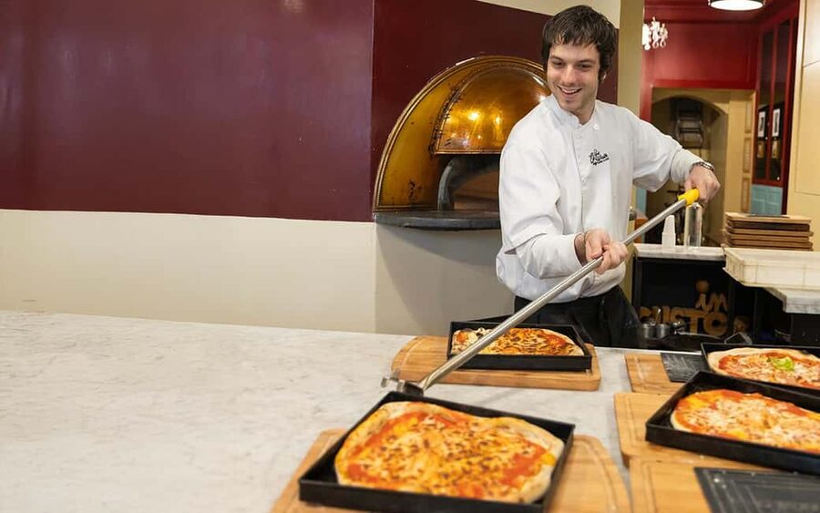 Rome: Pizza & Gelato Making Class with Wine & Limoncello - Rome Pizza and Gelato Class: Near Piazza Navona, Real Skills in 2.5 Hours