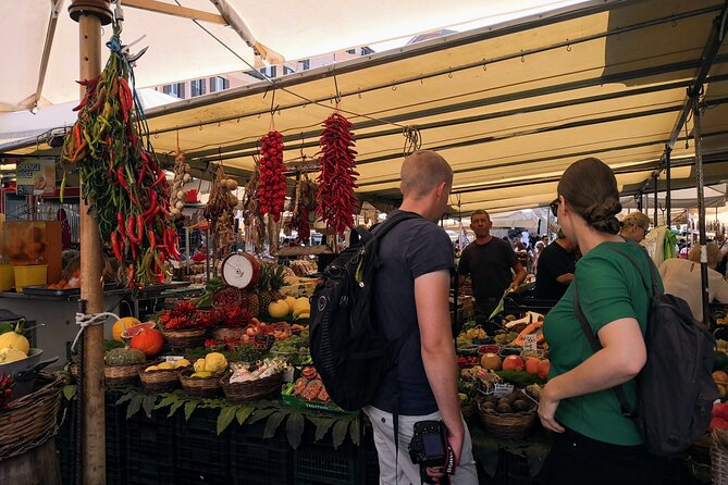 Rome Private Wine & Food Tour Trastevere, Ghetto, Campo de Fiori - Starting in Piazza Farnese: elegant Rome, practical start