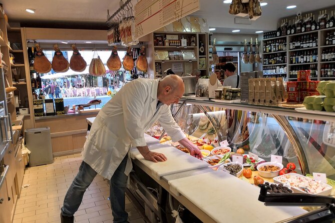 Rome Private Wine & Food Tour Trastevere, Ghetto, Campo de Fiori - Campo de’ Fiori: where you’ll taste Rome’s everyday shopping culture