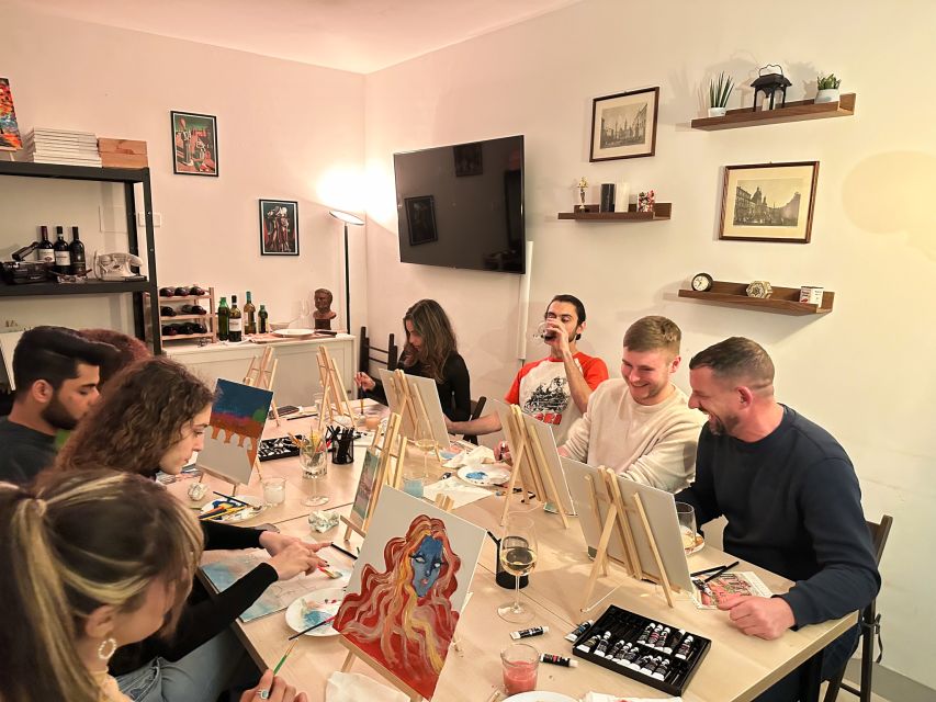 Rome: Small-Group Art Class with Wine - A cozy 17th-century palazzo, a canvas, and Rome under your brush
