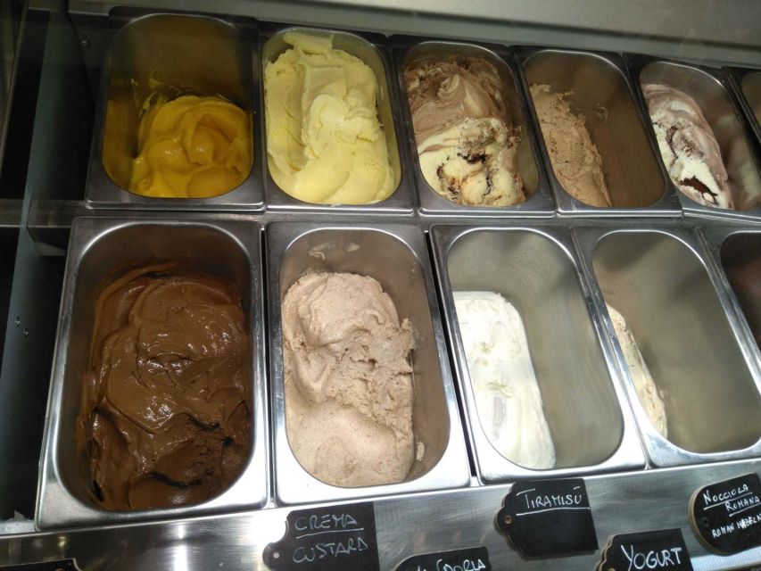 Rome: Trastevere Guided Food and Wine Tour with 20+ Tastings - Homemade fresh pasta and wood-fired pizza: the meal stop that anchors everything