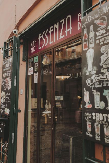 Rome: Trastevere Wine Tasting with Food Pairing and Gelato - Trastevere Wine Tasting: Why This Neighborhood Works