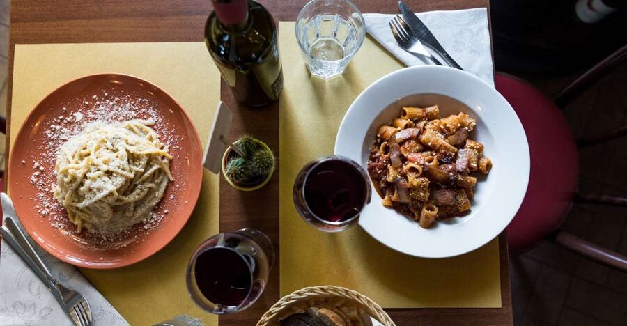 Rome: Twilight Trastevere Food Tour with Wine Tasting - What You Actually Eat: 13 Delicacies and a Full Dinner Flow