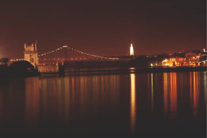 Sail & Dine Sailboat Tour With Sunset - The crew and guide style that makes it feel personal