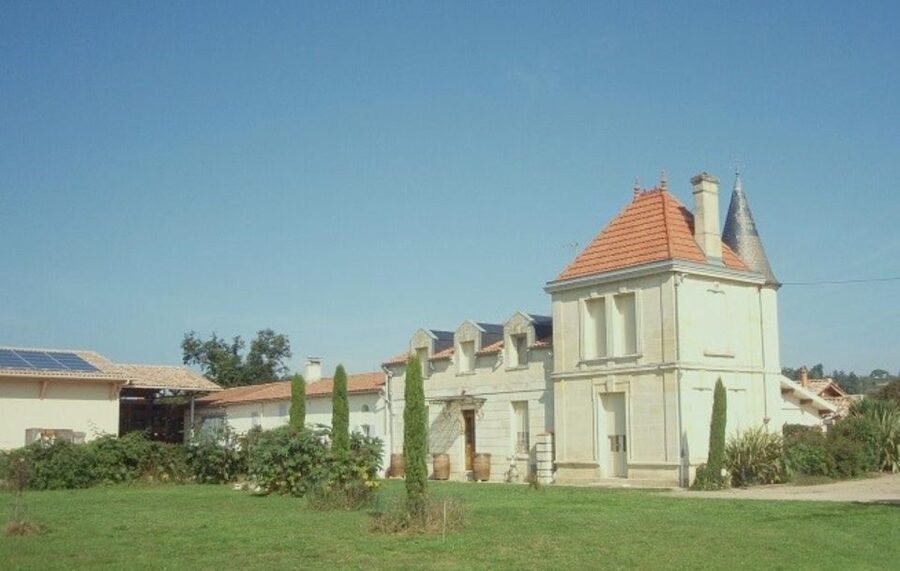 Saint-Émilion: Family Vineyard Visit with Wine Tasting - Key things to know before you go