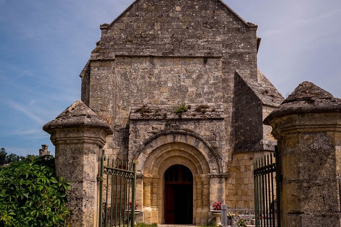 Saint-Émilion Wine Tour By Premium Electric Bike, Lunch Included - Château Coutet: organic vineyard with family history