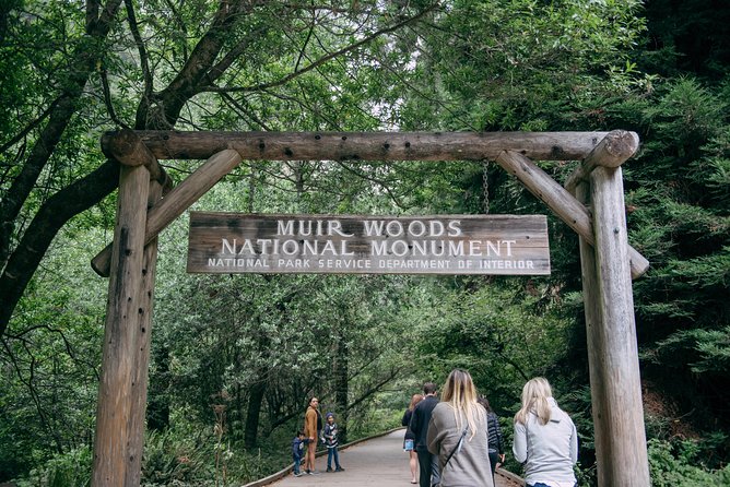 San Francisco Super Saver: Muir Woods & Wine Country w/ optional Gourmet Lunch - Key highlights worth noting