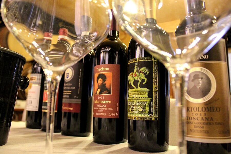 San Gimignano: Truffle Hunting with Lunch & Wine Tasting - Lunch at the Winery: Where the Day Turns From Work to Pleasure