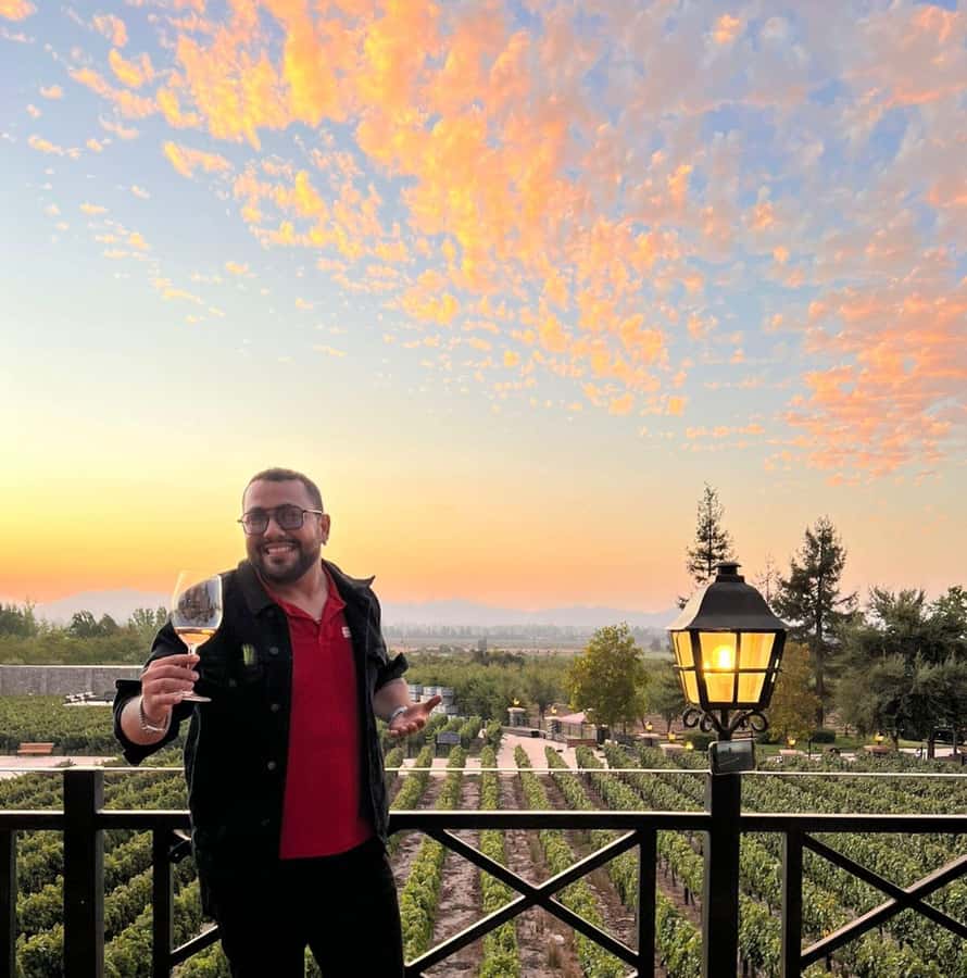 Santiago: Alyan Winery Sunset with Wine Tastings and Dinner - Alyan Family Wines at Santa Rita: a slow, guided walkthrough that makes sense
