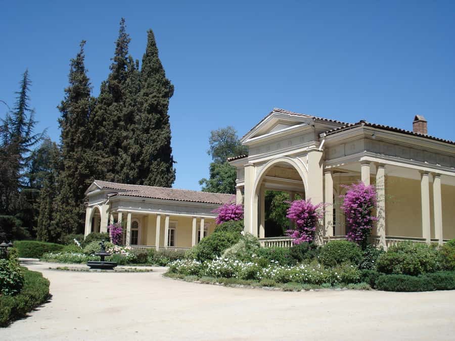 Santiago: Concha y Toro and Undurraga Vineyards Tour - What to bring, what not to do, and who this tour suits