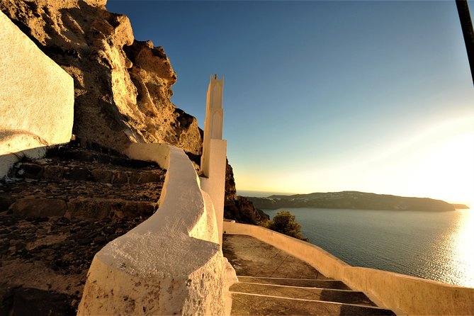 Santorini 3-Winery Tour with 12 Wine Tastings and Oia Sunset - Should you book this Santorini 3-winery tour with Oia sunset?