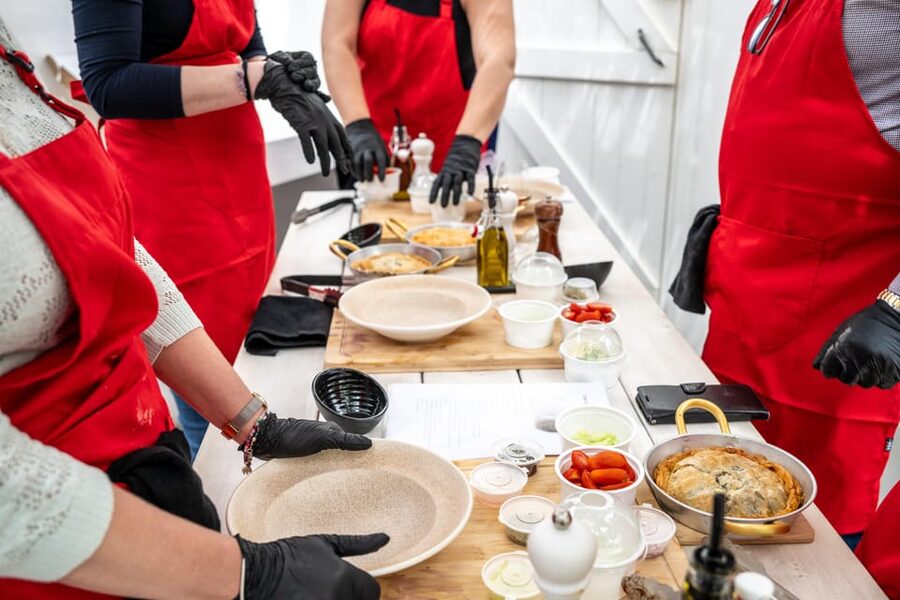 Santorini: Cooking Class with Lunch and Wine Tasting - How the class runs in 3 hours (and why the small group helps)