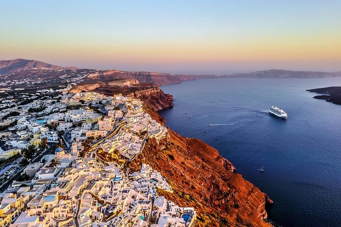 Santorini First-time Visitors Private Tour with Wine Tasting - Oia’s main street: what to do with 1 hour