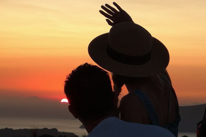 Santorini Private Wine Tour at Sunset with Tastings and Pictures - Pickup in Santorini: the part that decides if your night feels easy