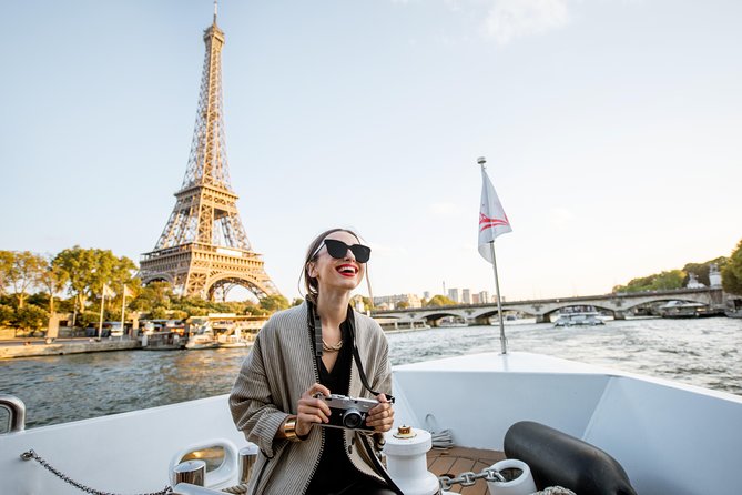 Seine River Guided Cruise Champagne Option by Vedettes de Paris - Champagne on board: what you get, and how not to lose it