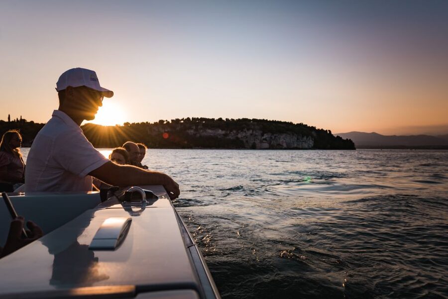 Sirmione: Sunset Boat Cruise with Local Wine - Who Should Book (and Who Might Want a Longer Option)