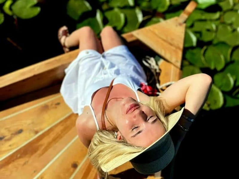 Skadar Lake: Guided Sunset Boat Tour with Wooden Boat & Wine - Fort Lesendro and the Stories Behind Njegoš’s Sorrow
