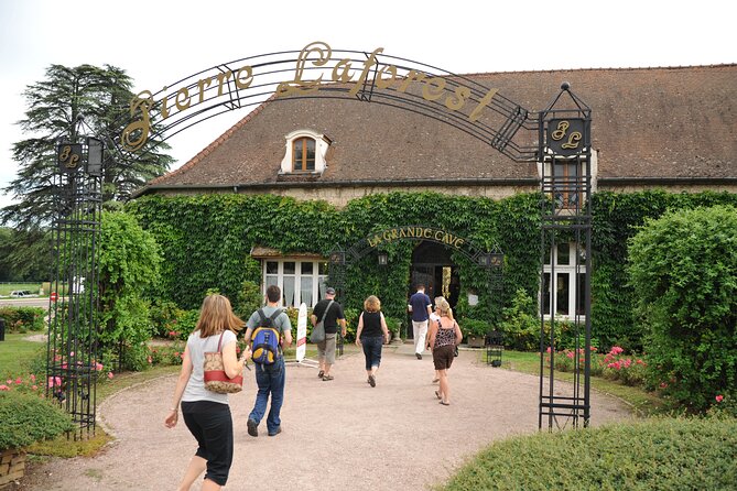 Small group Burgundy tour of Beaune with Wine Tasting from Dijon - Guides, pace, and that small-group advantage