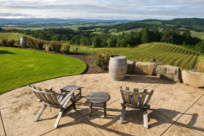 Small Group: Willamette Valley Wine Tour From Portland (Tasting Fees Included) - Lunch Options: On Your Own, But Not Handed to Fate