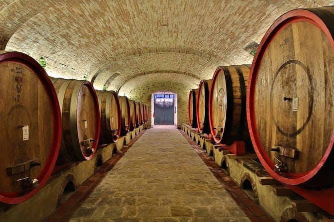 SMALL-GROUP Wine Safaris: Tuscan Wine Tasting Tours from Florence - The Ride Out of Florence: 4WD Comfort and Real Countryside Time