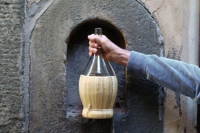 Small-Group Wine Tasting Experience in the Tuscan Countryside - What You’ll Actually Taste: Chianti-Style Red Labels